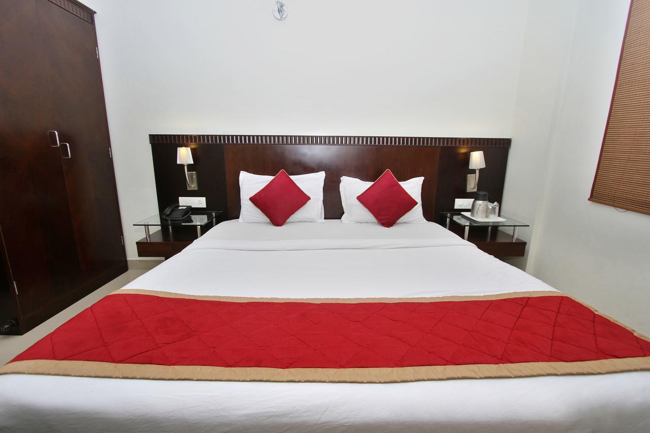 Hotel Amshi International Μπανγκαλόρ Εξωτερικό φωτογραφία
