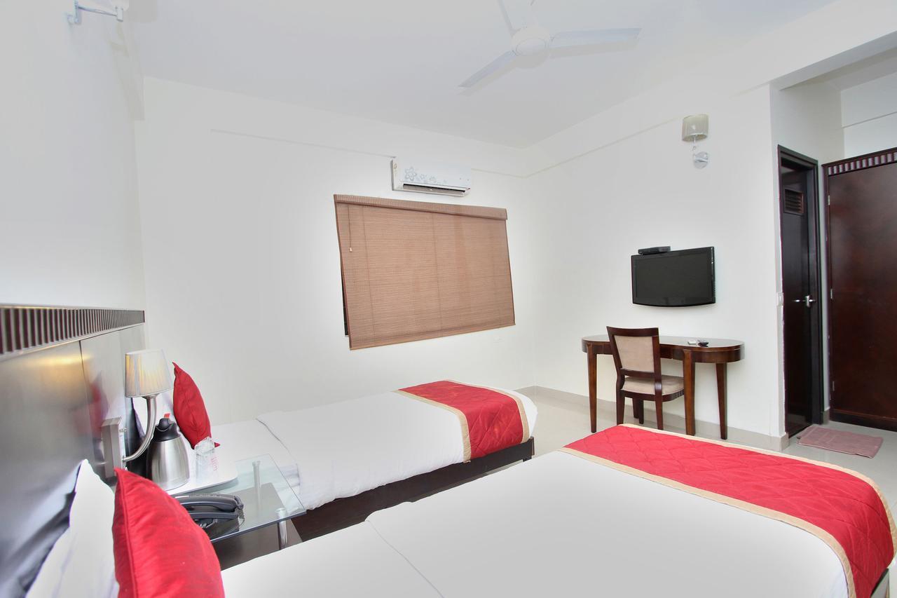 Hotel Amshi International Μπανγκαλόρ Εξωτερικό φωτογραφία