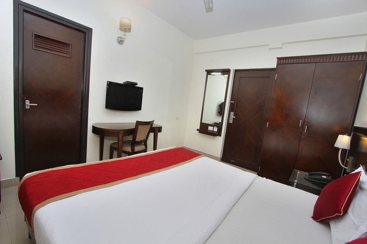 Hotel Amshi International Μπανγκαλόρ Εξωτερικό φωτογραφία
