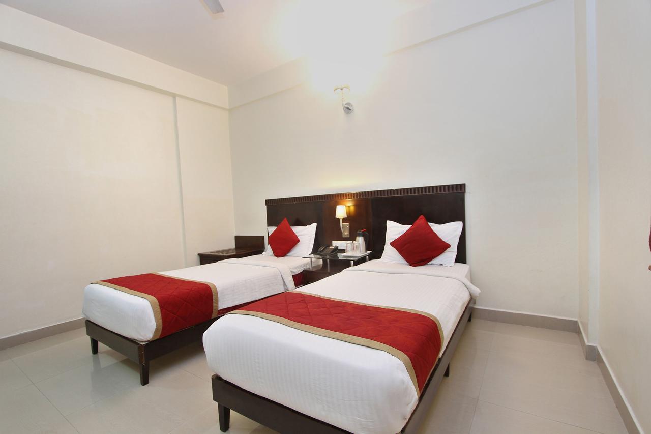 Hotel Amshi International Μπανγκαλόρ Εξωτερικό φωτογραφία